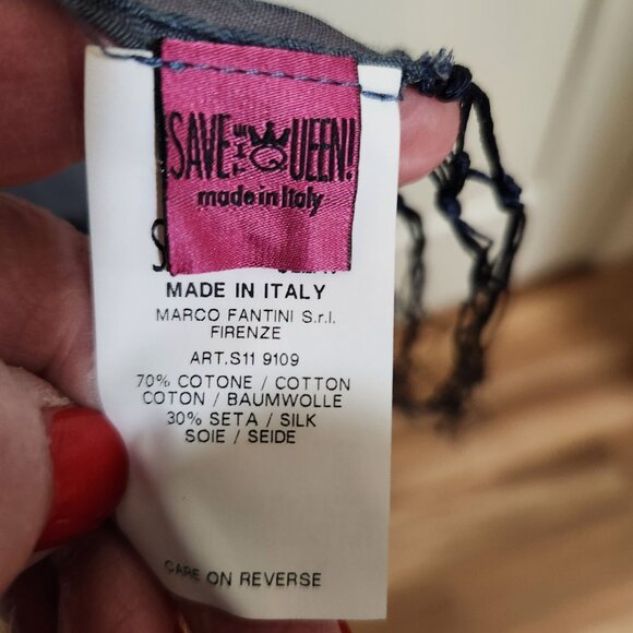 Made in Italy vintage Save the Queen Scarf - Picture 3 of 3